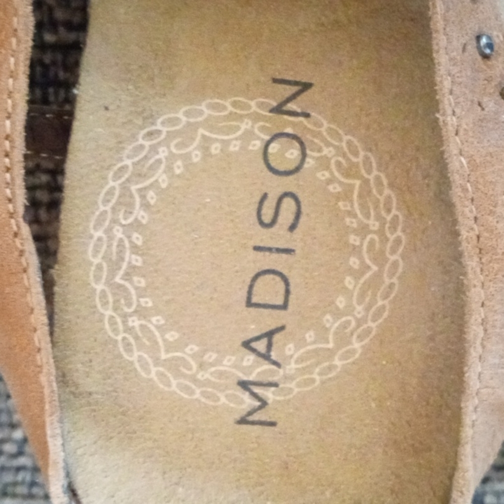 Madison Sandals - Picture 5 of 10